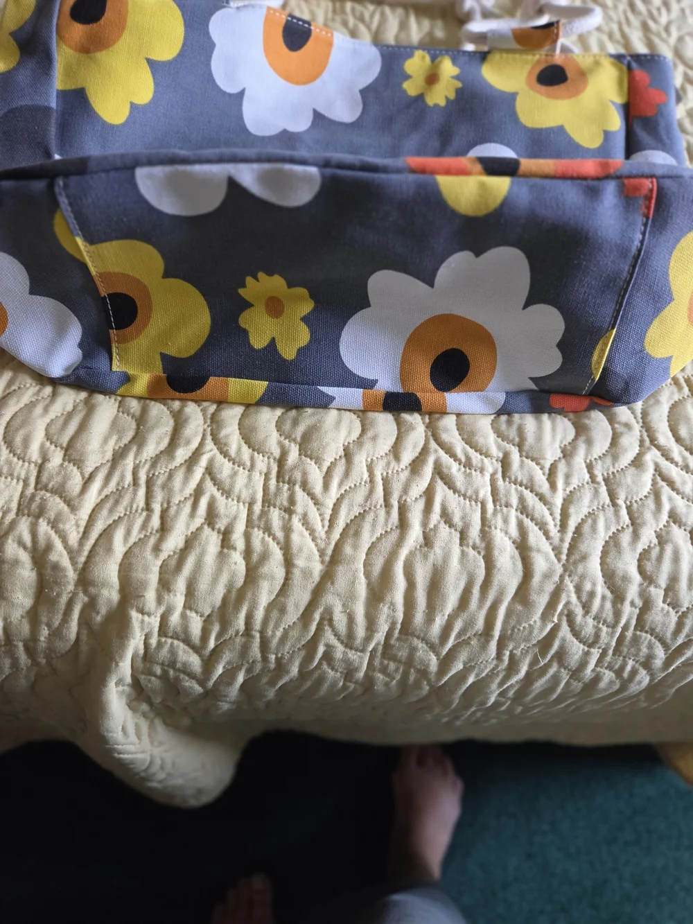 Farmhouse-Print Floral Rope-Handle Satchel in Yellow & Blue